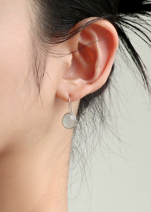 The moonstone silver hook earring